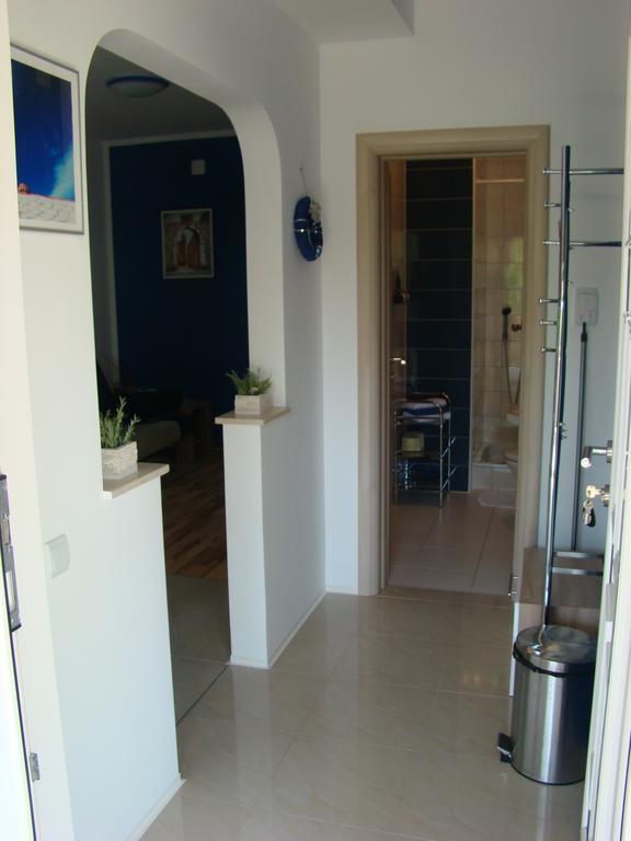 Apartments Pinus Pirovac Room photo